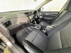 2022 Nissan X-TRAIL ST