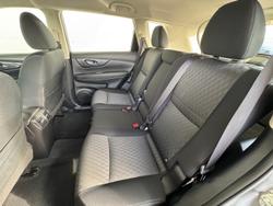 2022 Nissan X-TRAIL ST