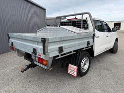 2019 Nissan Navara RX