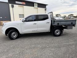 2019 Nissan Navara RX