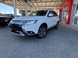 2020 Mitsubishi Outlander LS