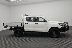 2019 Toyota Hilux SR