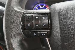 2019 Toyota Hilux SR