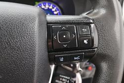 2019 Toyota Hilux SR