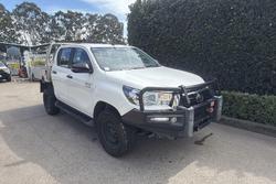 2019 Toyota Hilux SR