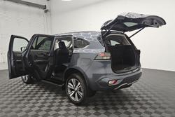 2023 Isuzu MU-X LS-T