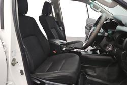 2021 Toyota Hilux SR