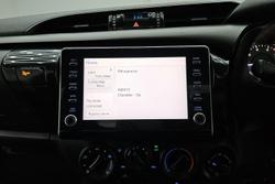 2020 Toyota Hilux SR