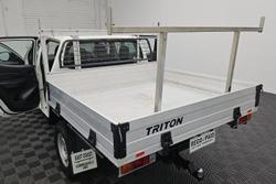 2022 Mitsubishi Triton GLX