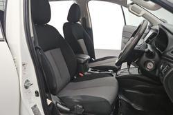 2022 Mitsubishi Triton GLX