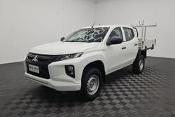 2022 Mitsubishi Triton GLX