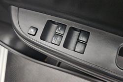 2022 Mitsubishi Triton GLX