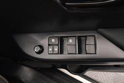 2022 Toyota Hilux SR