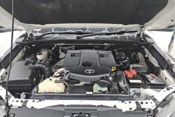 2022 Toyota Hilux SR