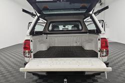 2022 Toyota Hilux SR