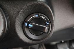 2022 Toyota Hilux SR