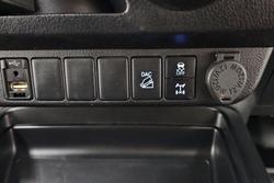 2022 Toyota Hilux SR