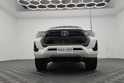 2022 Toyota Hilux SR