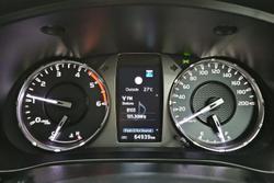 2022 Toyota Hilux SR