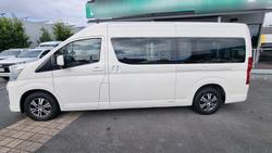 2020 Toyota Hiace Commuter GL