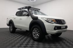 2017 Mitsubishi Triton GLS