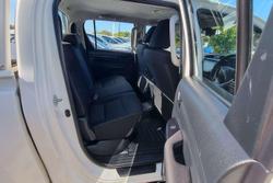 2021 Toyota Hilux SR