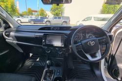 2021 Toyota Hilux SR