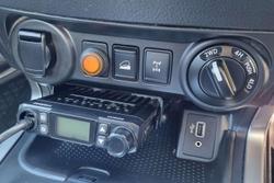 2022 Nissan Navara SL