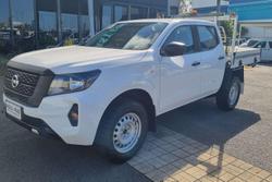 2022 Nissan Navara SL