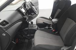 2022 Mitsubishi Triton GLX