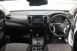 2022 Mitsubishi Triton GLX