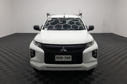 2022 Mitsubishi Triton GLX