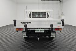 2022 Mitsubishi Triton GLX