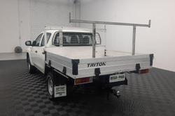 2022 Mitsubishi Triton GLX