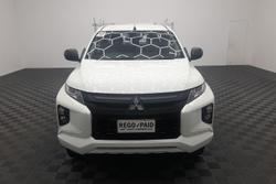 2022 Mitsubishi Triton GLX