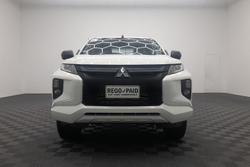 2022 Mitsubishi Triton GLX