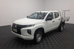 2022 Mitsubishi Triton GLX