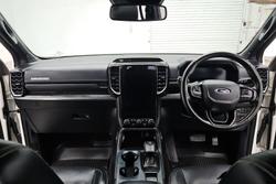 2023 Ford Everest Platinum