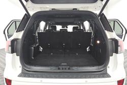 2023 Ford Everest Platinum