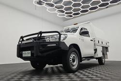 2019 Toyota Hilux SR