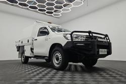 2019 Toyota Hilux SR