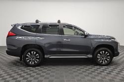 2023 Mitsubishi Pajero Sport GLS
