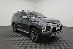 2023 Mitsubishi Pajero Sport GLS