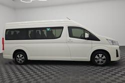 2020 Toyota Hiace Commuter GL