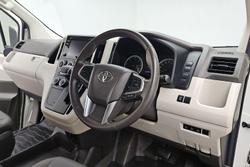 2020 Toyota Hiace Commuter GL