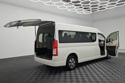2020 Toyota Hiace Commuter GL