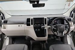 2020 Toyota Hiace Commuter GL