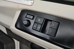 2020 Toyota Hiace Commuter GL