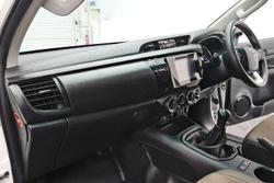 2018 Toyota Hilux SR