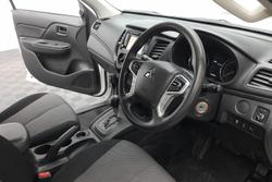 2022 Mitsubishi Triton GLX